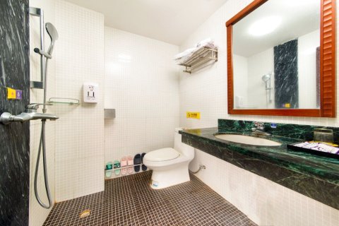 顺逸东方白盆湖温泉酒店（惠州惠东白盆珠店）