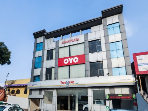 OYO37970亚利安广场酒店(OYO 37970 Hotel City Residency)