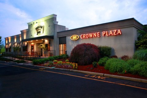 帕拉莫斯公园皇冠假日酒店(Crowne Plaza Paramus)