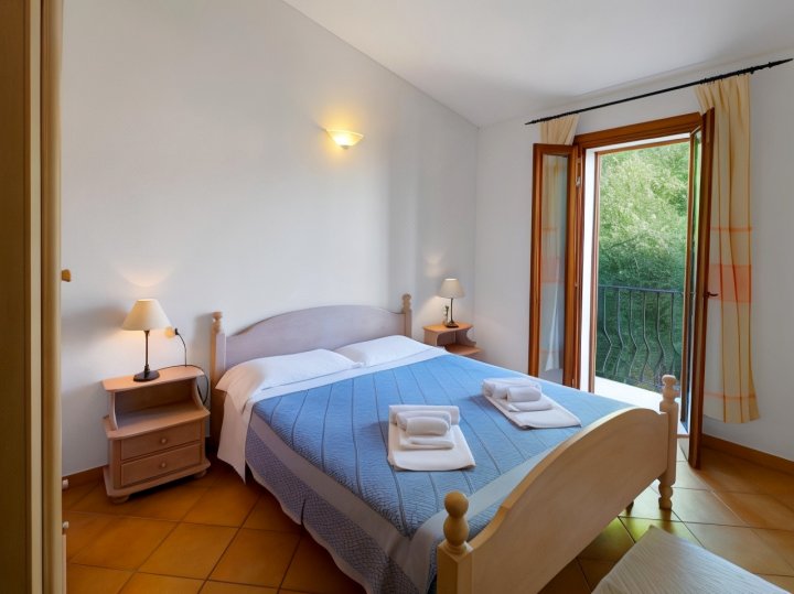 The Fantastic Residenza Badus 1 Bedroom Apartment Sleeps 4