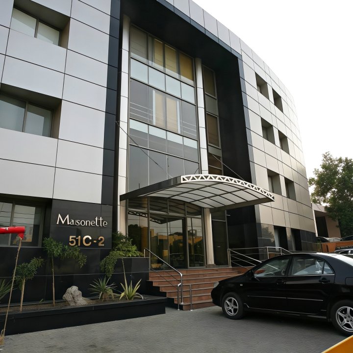 拉合尔度假村连体别墅酒店(Maisonette Hotels And Resorts Lahore)