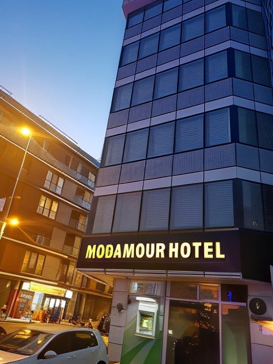 Moda Mour Hotel