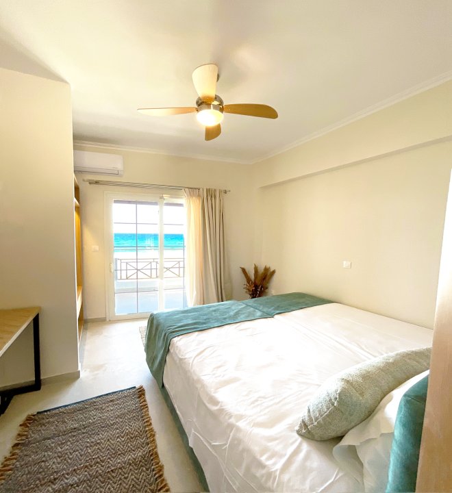 Beachfront 2-Bed Luxury Apartment - Agios Gordios, Corfu, Greece