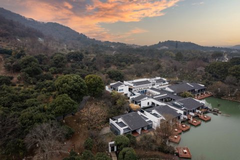 杭州水墨蓉庄私家园林酒店(超山风景区店)