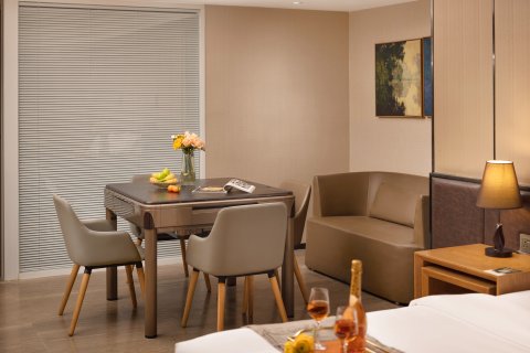 狮璞酒店(重庆北站龙头寺店)