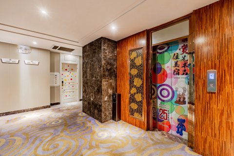 美宿·花俏的酒店 (宣城高铁站国购广场店)