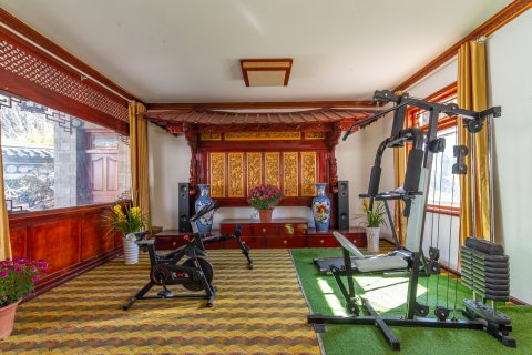 锦鸿山莊.Peafowls Nest.灵羽之境.丽江古城(大水车店)