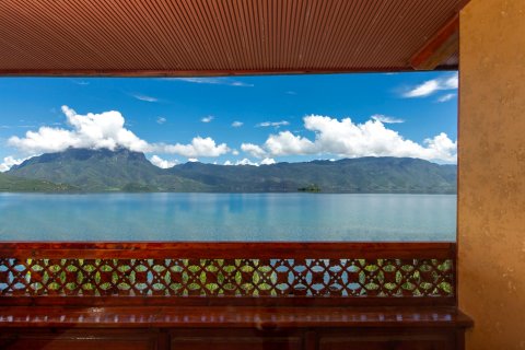 泸沽湖纳古大酒店