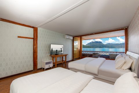 泸沽湖纳古大酒店