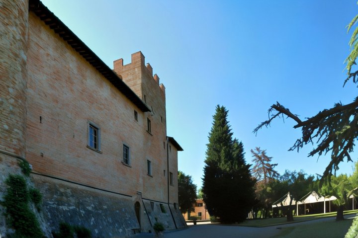 卡斯泰洛迪泰韦林酒店(Castello di Tavolese)