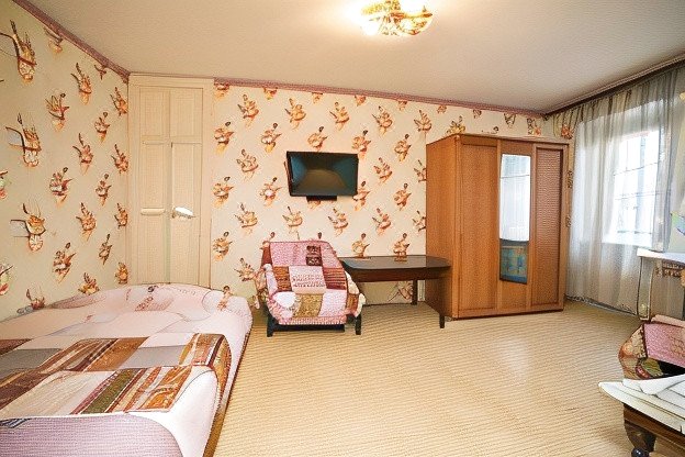 波波娃伊罗波利斯 -4 公寓酒店(Apartments on Popova Ieropolis-4)