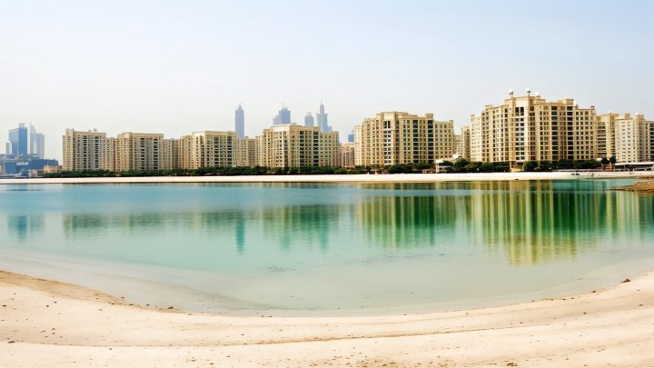 朱美拉棕榈岛海岸线公寓(Palm Jumeirah Shoreline Residences)