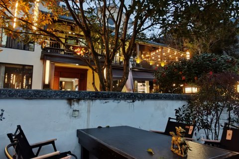 衡山半山腰郡玉山庄