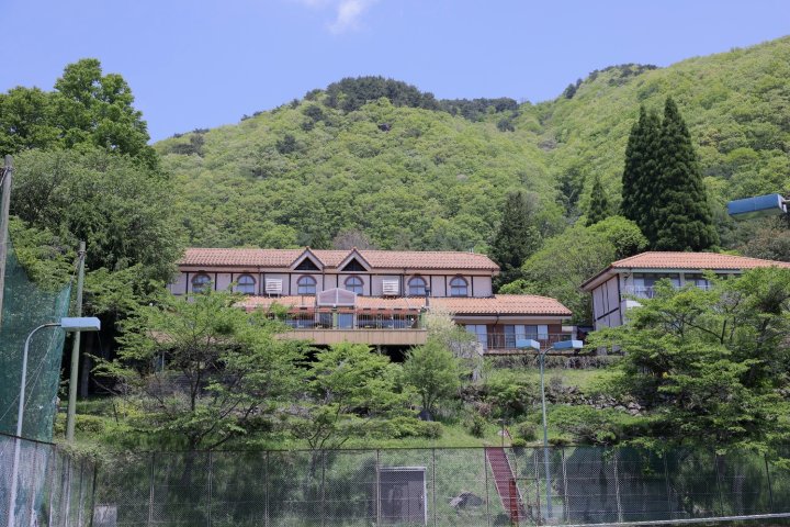 一次满足身心的住宿体验(Ikuno Kogen Auberge Kassel)