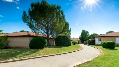 城堡庄园大酒店(Logis la Grande Bastide)