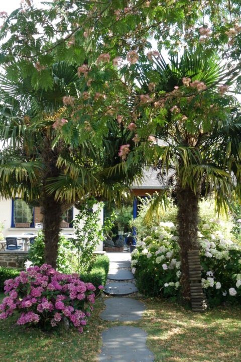 科里布里旅馆酒店(Chambres D'hôtes Le Colibri)