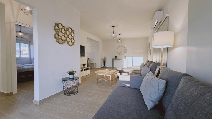 Stay Sky Apartment in Limassol