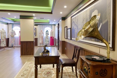 黎与桃文化主题酒店