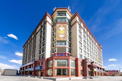 德朋大酒店(拉萨哲蚌寺店)