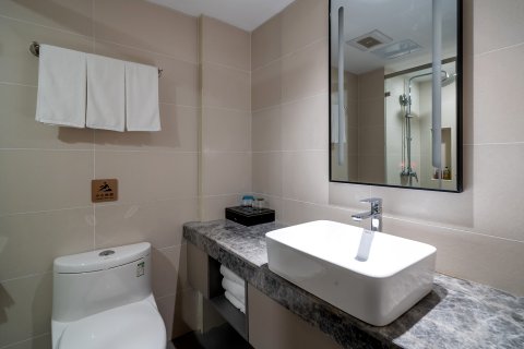 如家酒店·neo(厦门莲花路口地铁站店)