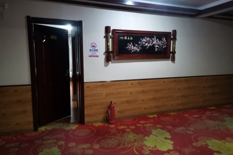 乌拉特前旗塞上宾馆