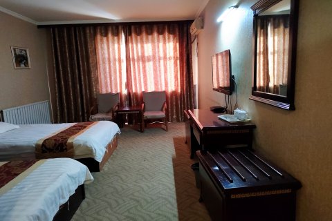 阿勒泰银路大酒店