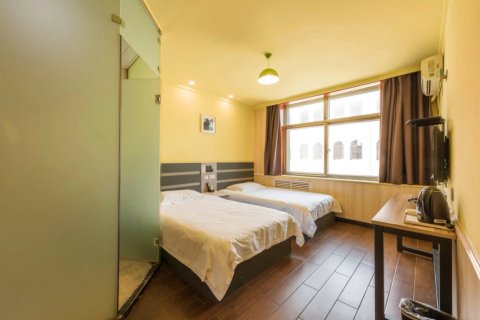 易佰连锁旅店(蠡县政府街店)