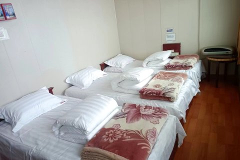 泰安迎旭宾馆(南天门瞻鲁台店)