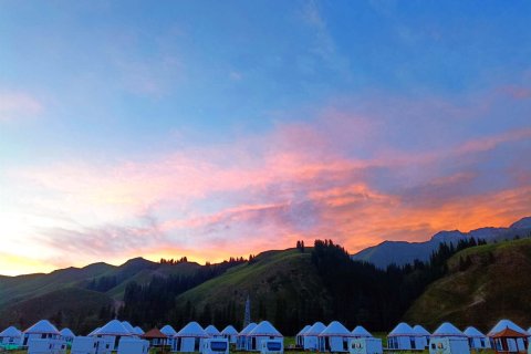 独库唐布拉野奢度假酒店