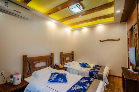 丽江忆梦尘风雪山观景客栈