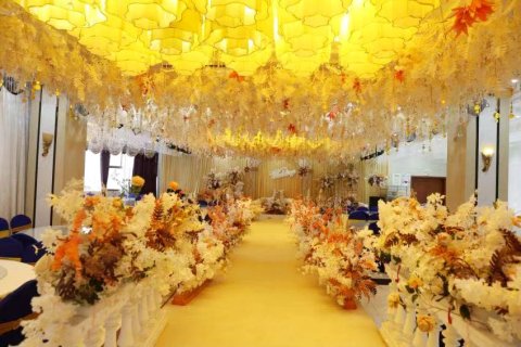 昆仑乐居商务酒店(新乡辉县店)