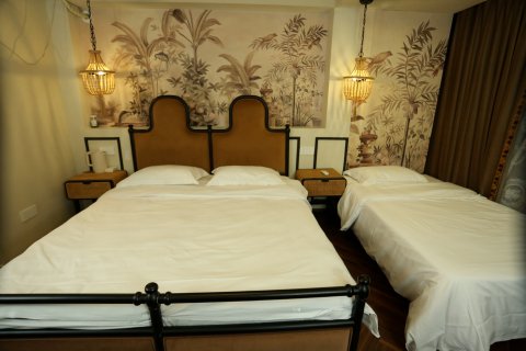 三亚 Summer·冬藏海景设计民宿&Whisky Bar(蜈支洲岛后海店)