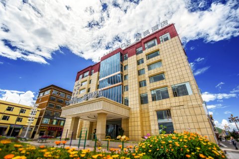 麗枫酒店(色达金马大道店)