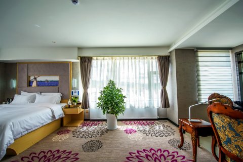 麗枫酒店(色达金马大道店)