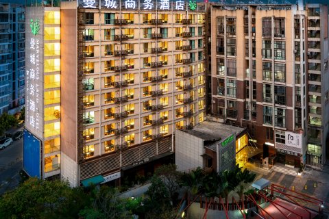 普洱曼城商务酒店(阳光新城店)