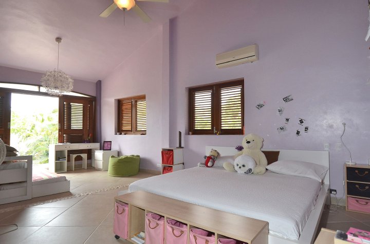 Seaside villa with housekeeping staff - Las Terrenas