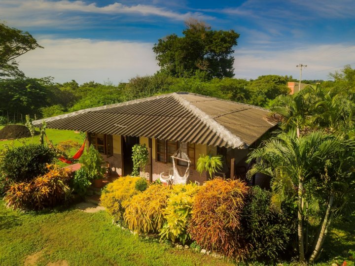 Cabana de Descanso, Isla de Baru - Cartagena - Rest Cabin, Baru Island -Bolivar