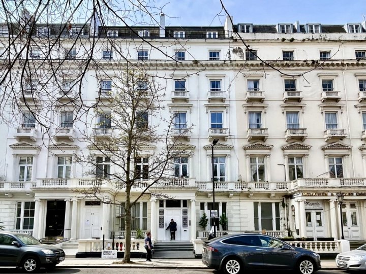 Leinster Gardens I -1 Bed Apartment