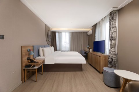 如家酒店neo(东海牛山北路水晶城步行街店)