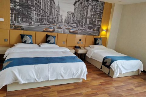 速8酒店(平山福美佳店)