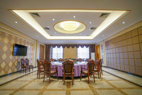 齐河欧乐堡温泉酒店