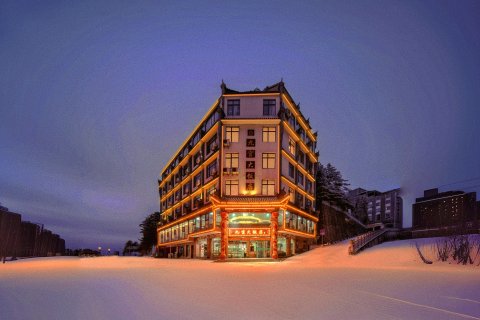 九宫大饭店(通山九宫山风景区云中湖店)