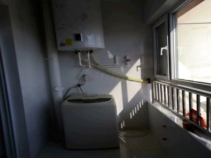 平凡宜家小筑领包入住可商量(阳光路分店)