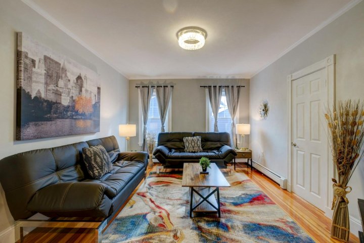 Spacious 2bd/1ba | Free Parking | 3D TOUR