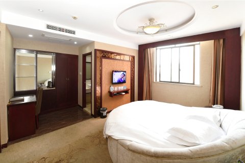 龙游佳泰大酒店