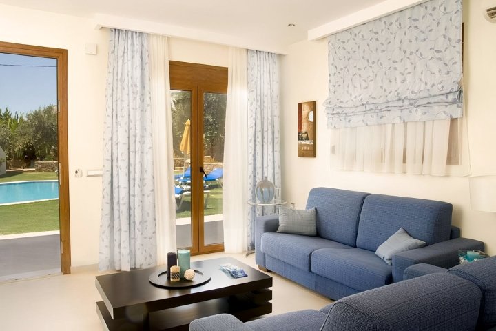 Blue Dream Luxury Villas Superior - 4 Bedroom / 4 Bathroom Villa
