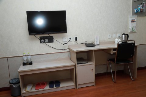 香榭丽舍酒店(鄄城温泉路店)