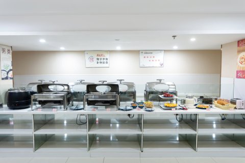 格林豪泰(新蔡月亮湾公园店)