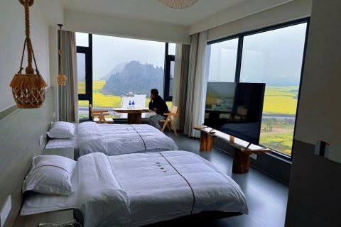 罗平花海印象客栈