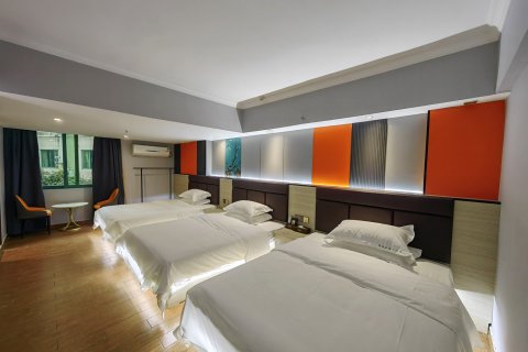 新丰聚龙苑假日酒店